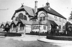 Eingang zur Stadthalle. Quelle: Städtische Bühnen, Sonderheft zur Grundsteinlegung, 1958.